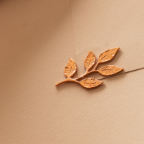 LACRE PARA CONVITE FOLHA LINEA BOTÂNICA 6,0cm - Noiva de Laco